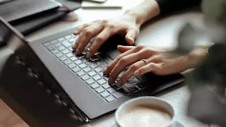 Teletrabajar puede reducir a la mitad la huella de carbono frente a ir a la oficina 5