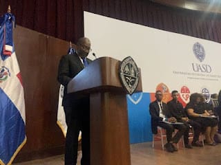 La UASD concluye programa de actividades de su 485 aniversario con inauguración “Fuente Espejo de Luces” 5