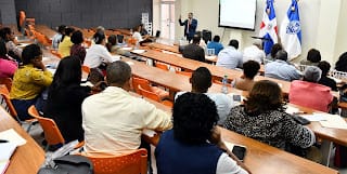 UASD Recinto Barahona Realiza encuentro de Socialización del Nuevo Reglamento General de Postgrado 12 UASD Recinto Barahona Realiza encuentro de Socialización del Nuevo Reglamento General de Postgrado
