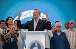 Luis Abinader, Candidato Presidencial 2024: Un Triunfo Democrático 5