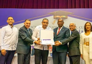 UASD gradúa maestros en Certificado Tutoría Virtual 9 UASD gradúa maestros en Certificado Tutoría Virtual