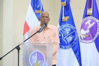 FH-UASD organiza “Panel sobre inteligencia artificial y escritura de ficción; retos y realidades”