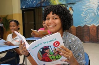 Facultad de Ciencias de la Educación UASD pone en ejecución programa “Leo Mientras Espero”