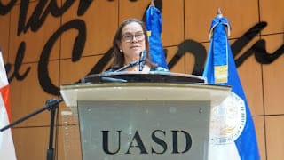 Simposio de Historia y Crítica del Arte en la UASD XVIII Simposio de Historia y Crítica del Arte en la UASD