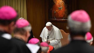 Sínodo Católico: Debate Hoy sobre la Bendición a Parejas LGBTIQ+