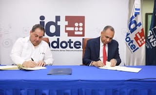 Indotel y SNS acuerdan instalar internet satelital en Centros de Atención Primaria 5