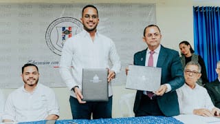 Ministerio de la Juventud firma convenios con universidades de Santiago y SFM para impulsar capacitación en jóvenes 5