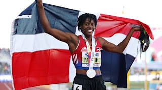 Marileidy Paulino gana el oro de los 200 metros 5