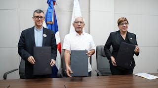 Ministerio de Educación firma acuerdo para habilitar unidades terapéuticas para niños con discapacidad 7 Ministerio de Educación firma acuerdo para habilitar unidades terapéuticas para niños con discapacidad