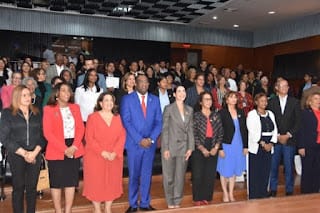 UASD entrega certificados diplomado “Estrategias de Trabajo Social para protección de la niñez y adolescencia” 8 UASD entrega certificados diplomado “Estrategias de Trabajo Social para protección de la niñez y adolescencia”