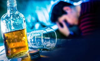 COE: 163 personas intoxicadas por bebidas alcohólicas; 9 menores de edad incluidos