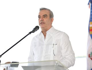 Presidente Abinader garantiza seguridad en la frontera dominicana tras rotura de puerta 5