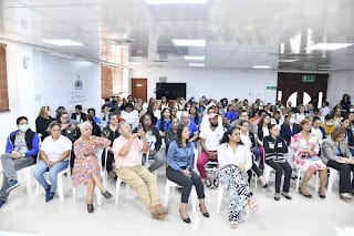 Salud Pública llama a crear ambiente laboral propicio y favorable para evitar situación de depresión