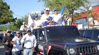 Ulises Rodríguez muestra Fuerza y Liderazgo en Caravana de Santiago