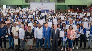 Centros Tecnológicos Comunitarios certifica 900 jóvenes en distintas áreas tecnológicas