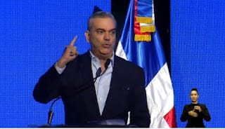 «Sigamos avanzando para convertir RD en la primera potencia turística de toda la región» 14 «Sigamos avanzando para convertir RD en la primera potencia turística de toda la región»