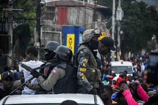Al menos un muerto durante las protestas violentas en numerosas ciudades de Haití 13 Al menos un muerto durante las protestas violentas en numerosas ciudades de Haití