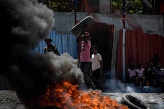 Al menos un muerto durante las protestas violentas en numerosas ciudades de Haití 20 Al menos un muerto durante las protestas violentas en numerosas ciudades de Haití