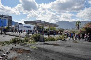 Al menos un muerto durante las protestas violentas en numerosas ciudades de Haití 17 Al menos un muerto durante las protestas violentas en numerosas ciudades de Haití