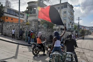 Al menos un muerto durante las protestas violentas en numerosas ciudades de Haití 12 Al menos un muerto durante las protestas violentas en numerosas ciudades de Haití