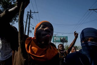 Al menos un muerto durante las protestas violentas en numerosas ciudades de Haití 14 Al menos un muerto durante las protestas violentas en numerosas ciudades de Haití