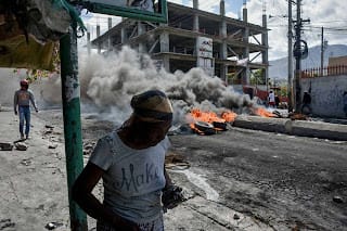 Al menos un muerto durante las protestas violentas en numerosas ciudades de Haití 10 Al menos un muerto durante las protestas violentas en numerosas ciudades de Haití