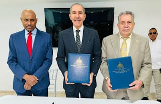Mescyt capacitará colaboradores de Cruz Roja Dominicana, a través de los programas de becas 7 Mescyt capacitará colaboradores de Cruz Roja Dominicana, a través de los programas de becas