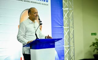 Ulises Rodríguez promete preservar técnicos de la actual gestión si gana alcaldía de Santiago 5