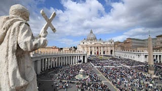 Revelan nuevos secretos del Vaticano y sus relaciones con el mundo exterior