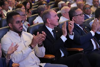 Presidente Abinader asegura que su gobierno está comprometido con la construcción de un Estado moderno y eficiente