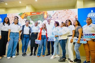 Conmemoración e Innovación en Azua: Inauguración del Centro Regional Universitario en el 180 Aniversario de la Batalla