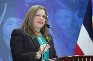 Recinto Santiago lanza promoción de Médicos Internos marzo 2024-2025 Coloca plaquita que los identifica como Médicos Interno de la UASD