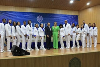 Recinto Santiago lanza promoción de Médicos Internos marzo 2024-2025 Coloca plaquita que los identifica como Médicos Interno de la UASD