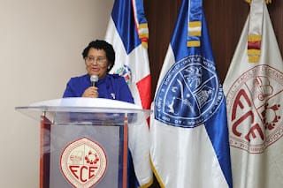 UASD publica libro sobre Mitos de la Educación y una Nueva Forma de Aprender