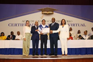 La UASD inviste a 900 docentes en entornos virtuales 5 La UASD inviste a 900 docentes en entornos virtuales