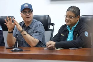 El ministro de la Presidencia coordina acciones con el COE ante la vaguada 5