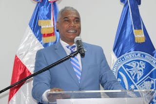 Decano UASD promueve nueva revista y FERIA VOCACIONAL