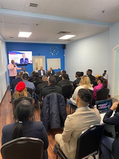 Juramentacion de los equipos de campaña del Bronx y Mahatthan* Frente universitario con Luis 4+ 7 Juramentacion de los equipos de campaña del Bronx y Mahatthan* Frente universitario con Luis 4+
