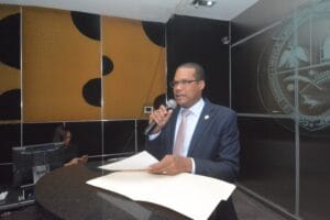 UASD exhibe avances en carrera STEM y en proyectos tecnológicos