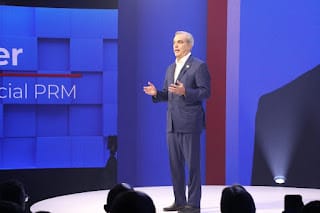 Abinader se compromete con un gobierno más accesible y participativo