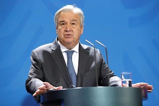 Guterres pide un mayor compromiso frente al cambio climático y no jugar a la «ruleta rusa con el planeta» 7 Guterres pide un mayor compromiso frente al cambio climático y no jugar a la «ruleta rusa con el planeta»