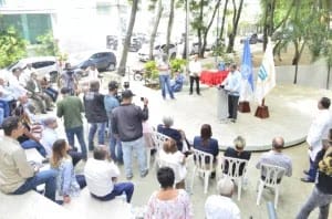 Conmemoran a los Héroes del 14 y 20 de Junio en Santiago