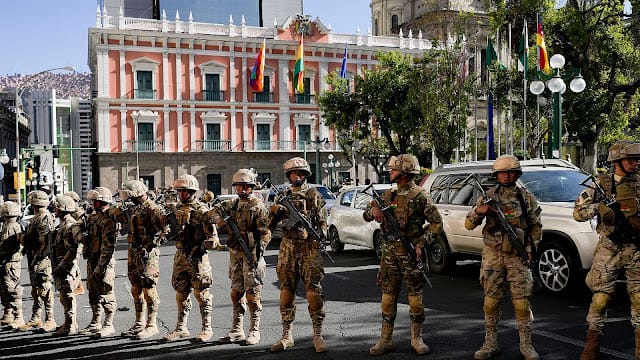 Militares se retiran tras fallido intento de golpe de Estado en Bolivia