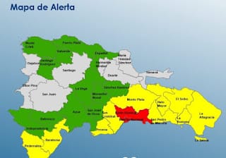 Onda Tropical 5.7 azota República Dominicana, deja inundaciones masivas y decenas de desplazados