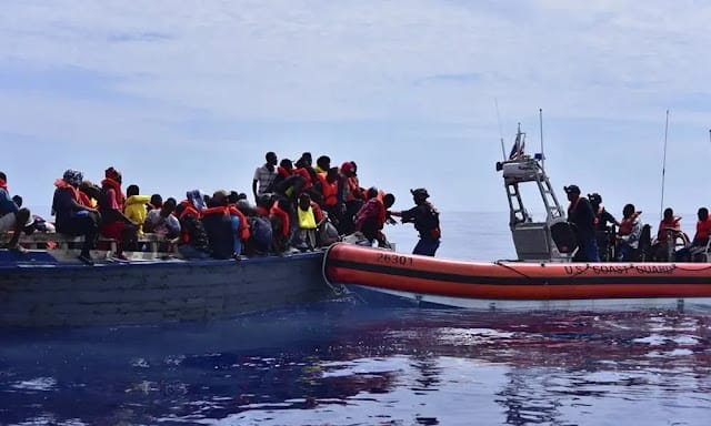 Cuarenta migrantes haitianos mueren al incendiarse barco