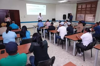 UASD Recinto Santiago inicia programa de capacitación a Servidores Administrativo con taller Calidad en el Trabajo