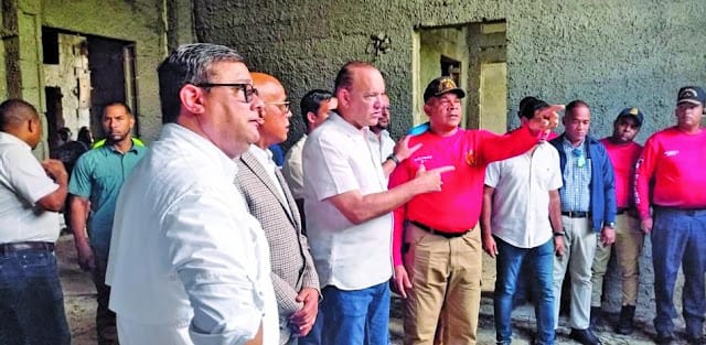 Culminación del edificio del cuerpo de bomberos de Santiago, un proyecto largo esperado