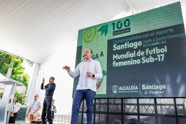 Ulises Rodríguez expone cambios de una gestión que transforma a Santiago