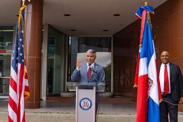 Antonio Genao: Un Pilar en la Transformación de la República Dominicana y su Felicitación al Presidente Luis Abinader