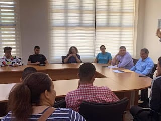 Juan Arias Fuentes se reúne con Dirigentes Estudiantiles en preparación para elecciones del 18 de octubre